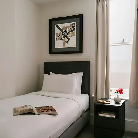 Kensington Gardens Hotel, Sonder By Marriott Bonvoy London Exterior photo