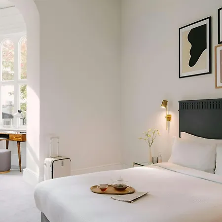 Kensington Gardens Hotel, Sonder By Marriott Bonvoy London Exterior photo